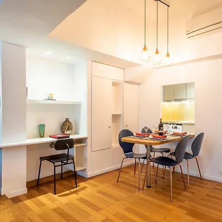 Holidaysinparis - Bourg Tibourg Apartament *