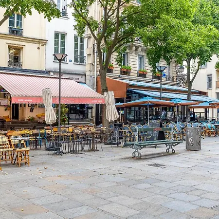 Holidaysinparis - Bourg Tibourg